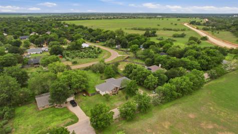 1221 Lovers Lane Bastrop TX 78602