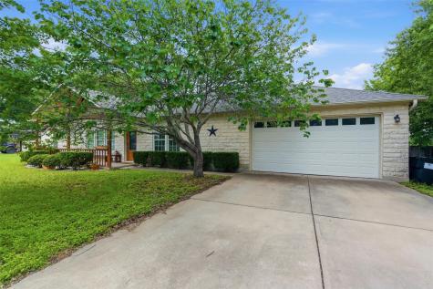 1221 Lovers Lane Bastrop TX 78602