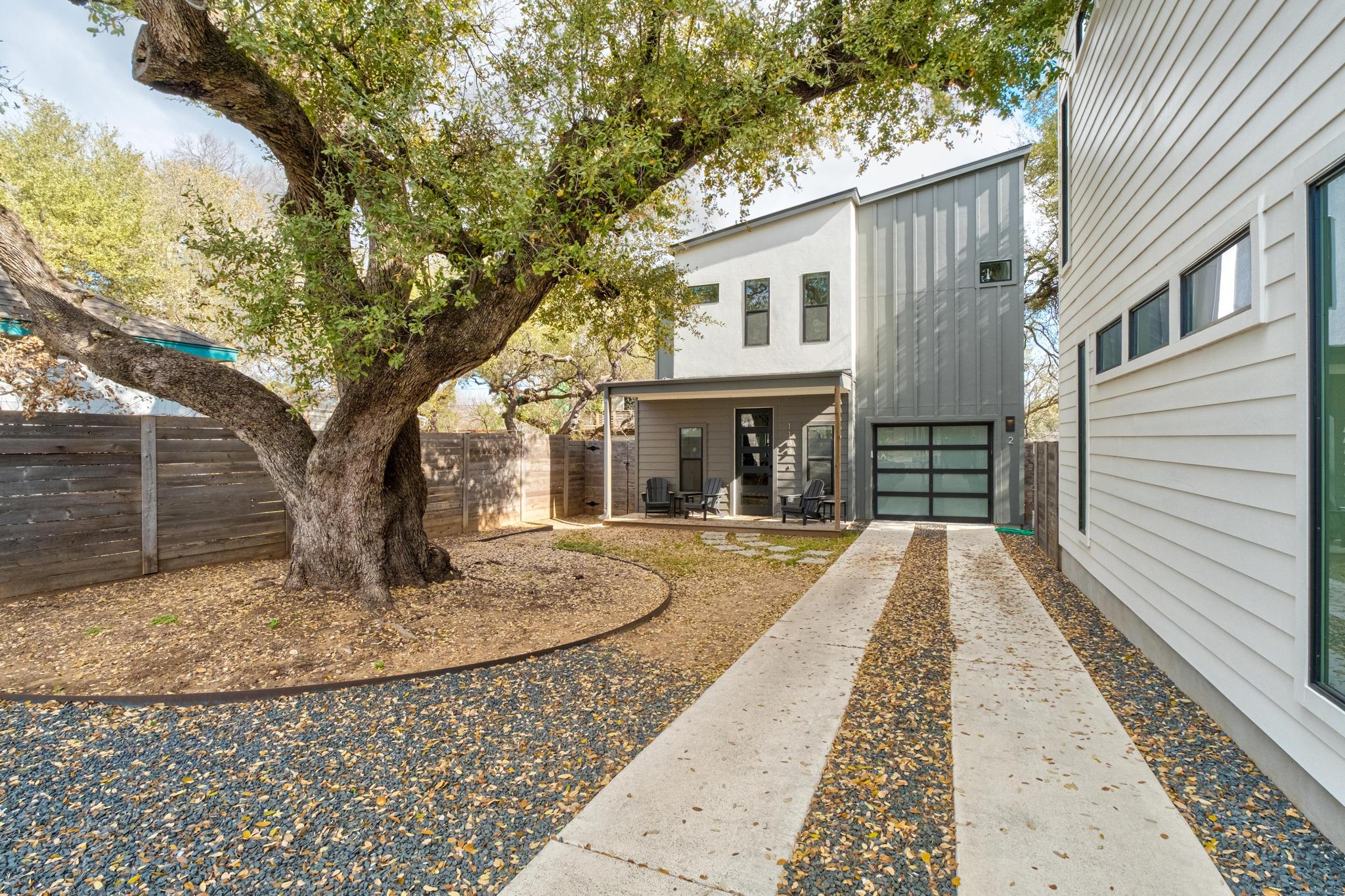 1183 Oakgrove Avenue Austin TX 78702