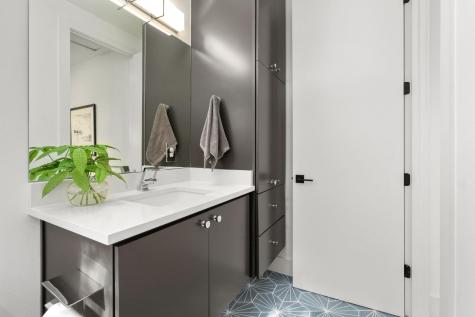 1183 Oakgrove Avenue Austin TX 78702
