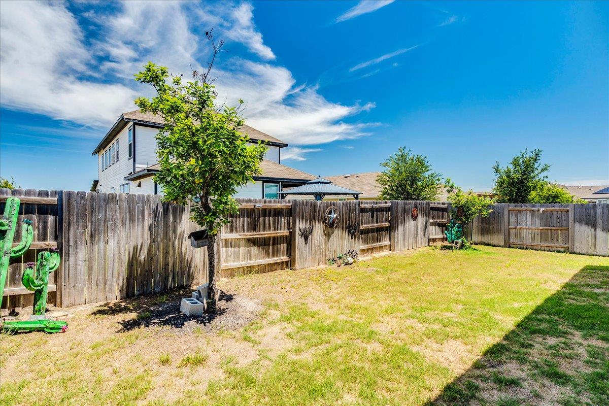 121 Camino Verde San Marcos TX 78666
