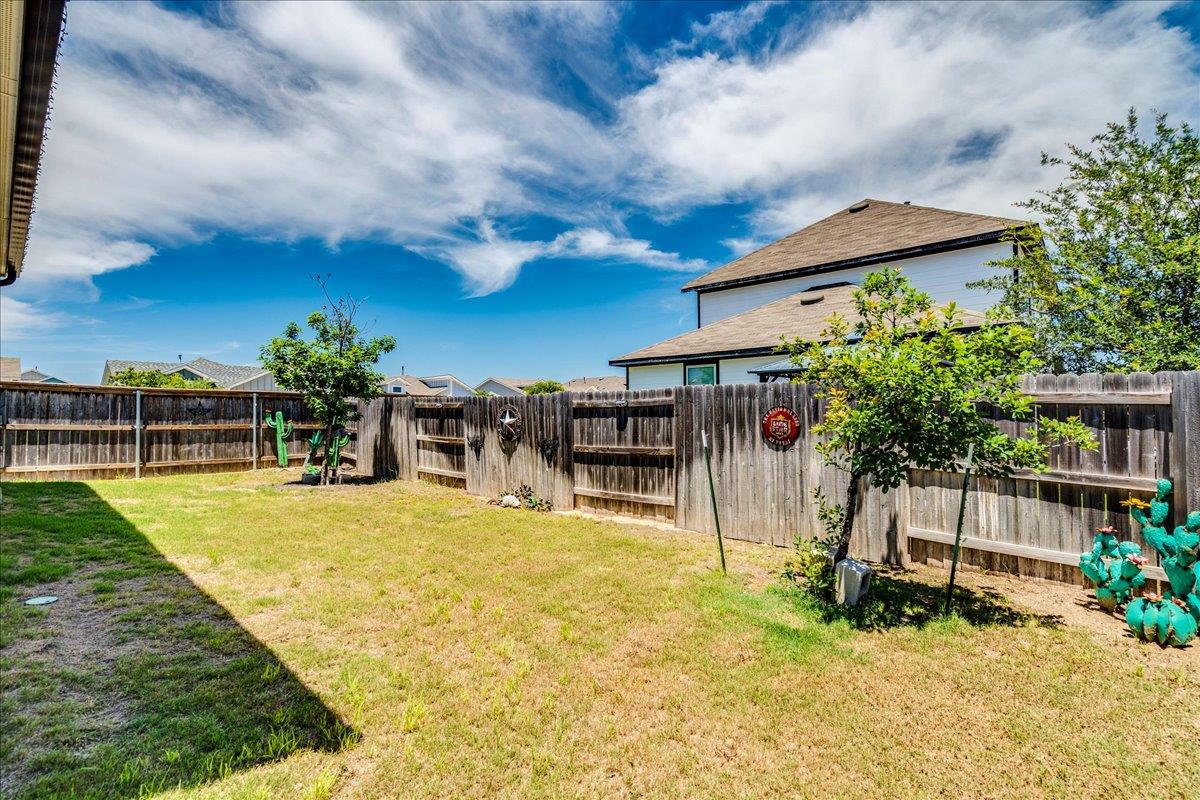 121 Camino Verde San Marcos TX 78666