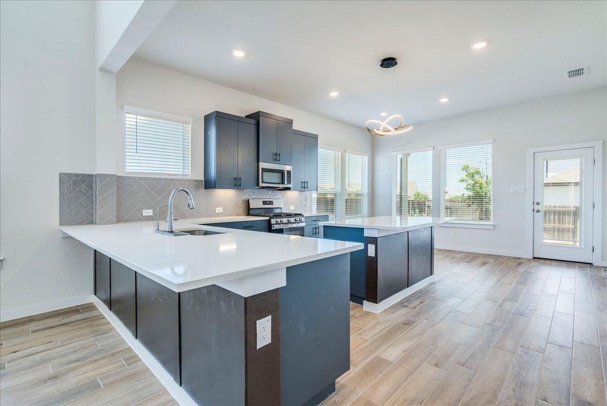 121 Camino Verde San Marcos TX 78666