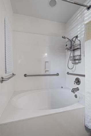 1213 Justin Lane Austin TX 78757