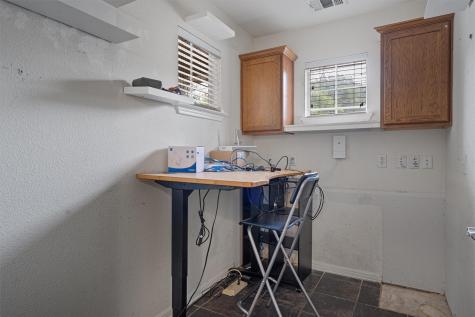 1213 Justin Lane Austin TX 78757