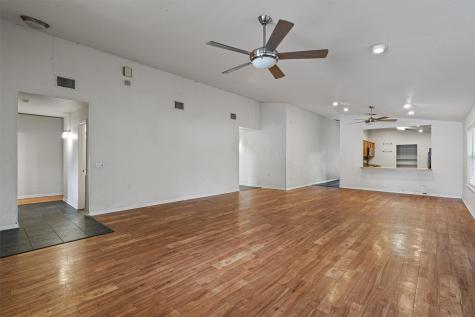 1213 Justin Lane Austin TX 78757