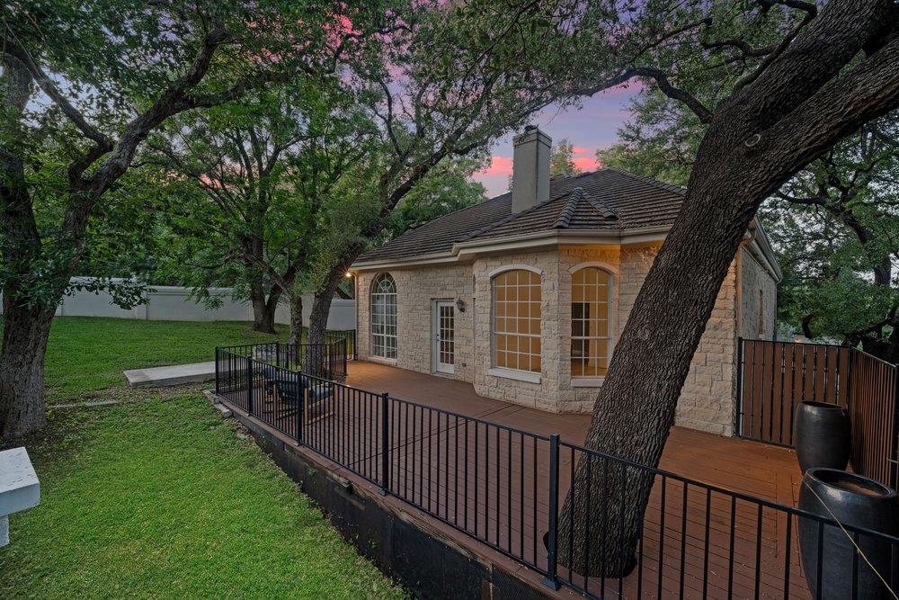 1815 Rue De St Tropez Austin TX 78746