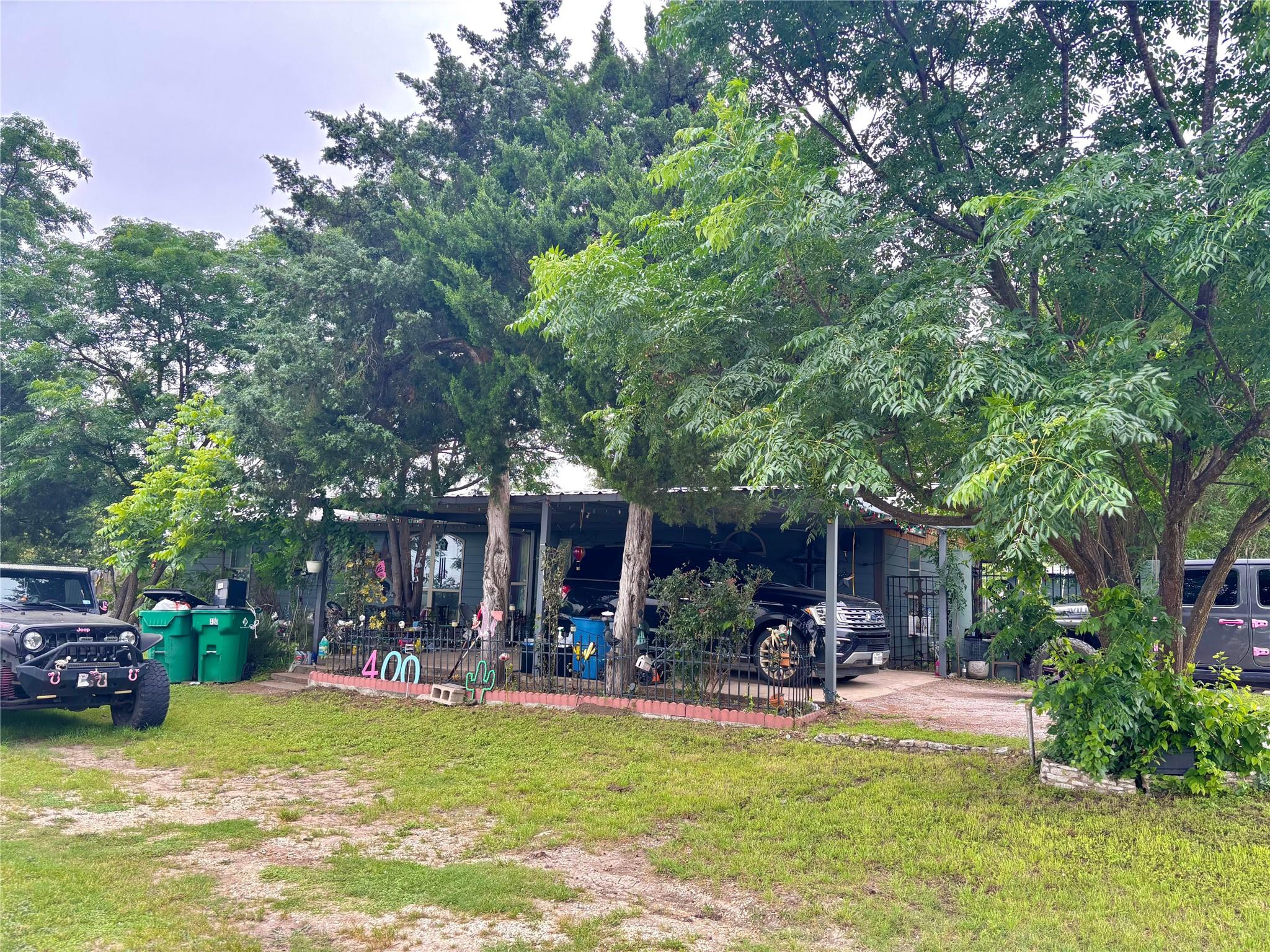 400 S Elliott Street Thorndale TX 76577