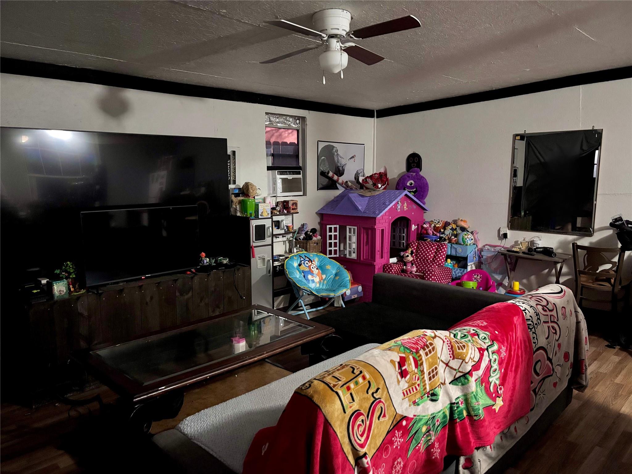 400 S Elliott Street Thorndale TX 76577
