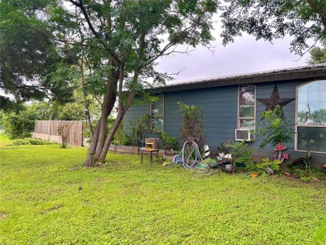 400 S Elliott Street Thorndale TX 76577
