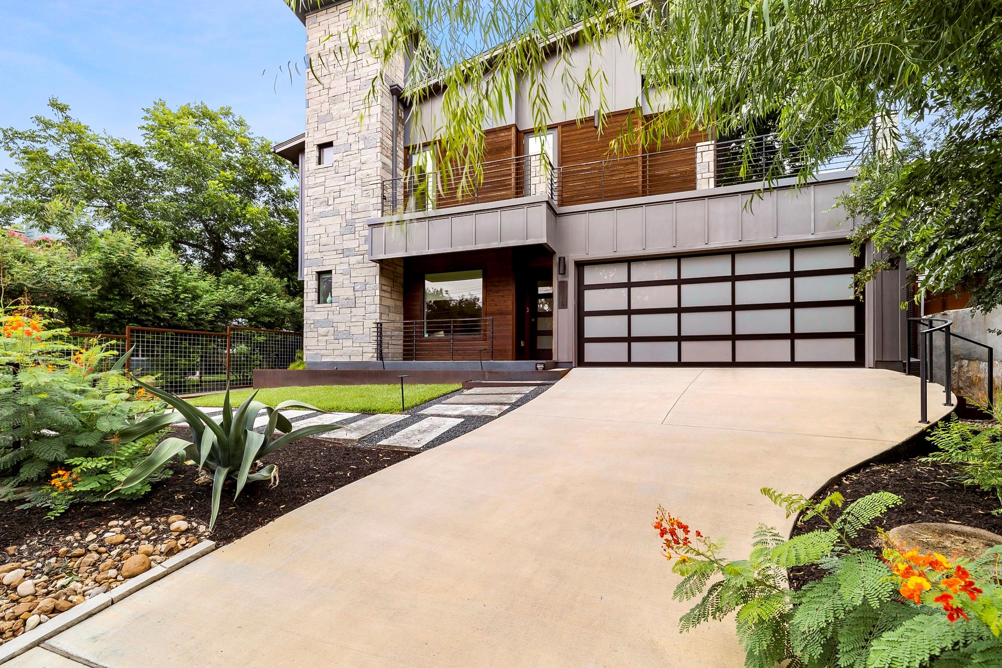 2414 Kinney Road Austin TX 78704