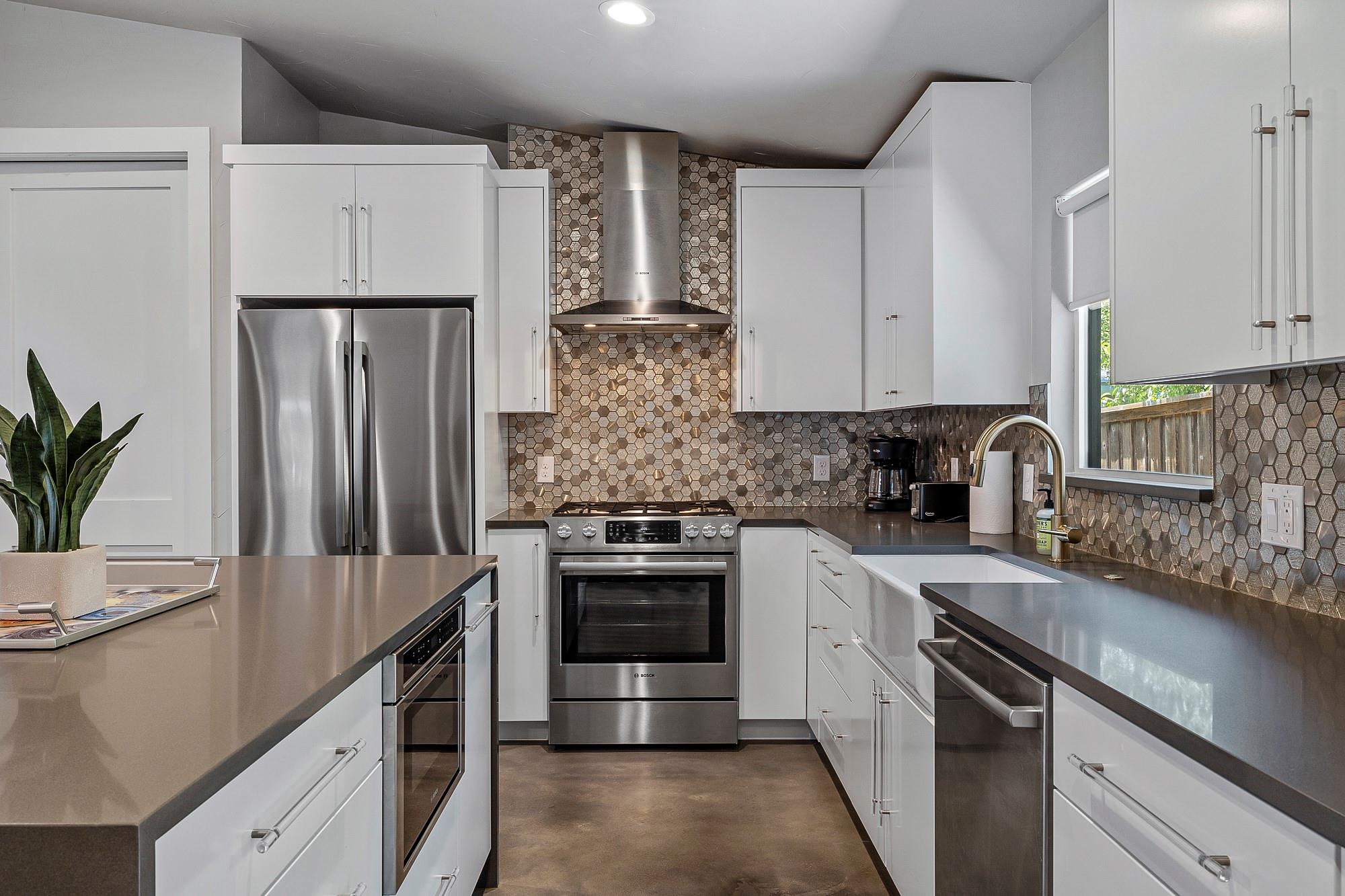 2414 Kinney Road Austin TX 78704
