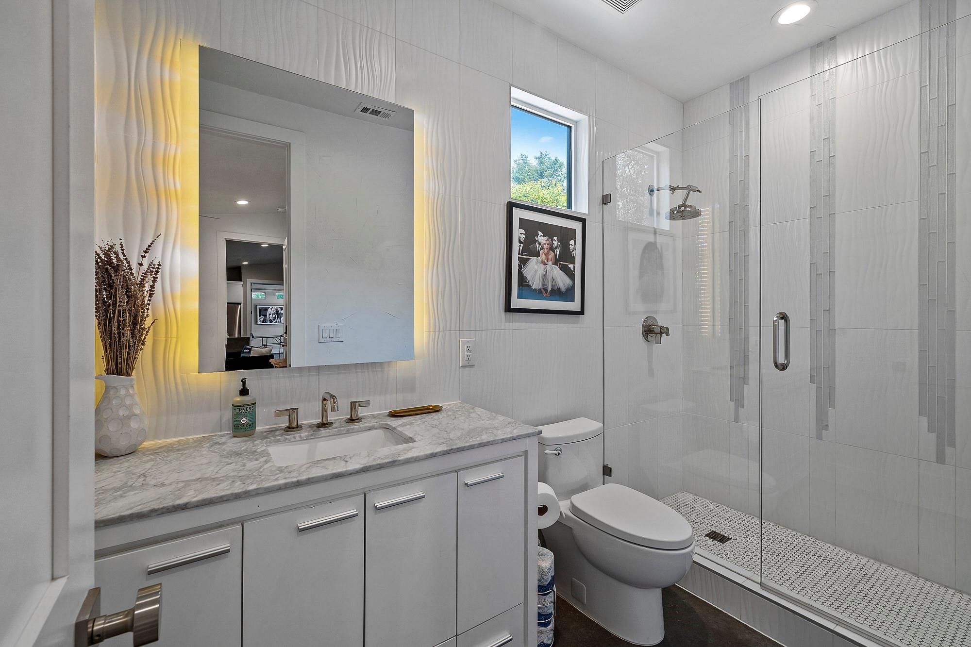 2414 Kinney Road Austin TX 78704