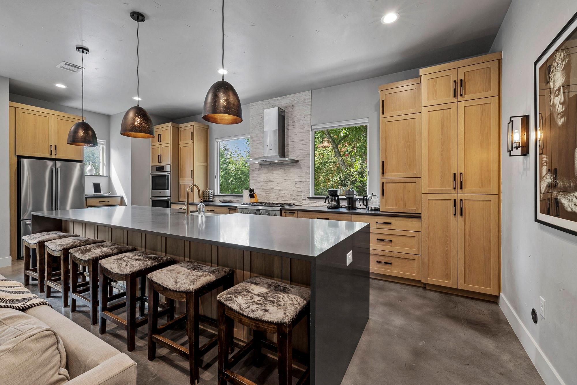 2414 Kinney Road Austin TX 78704