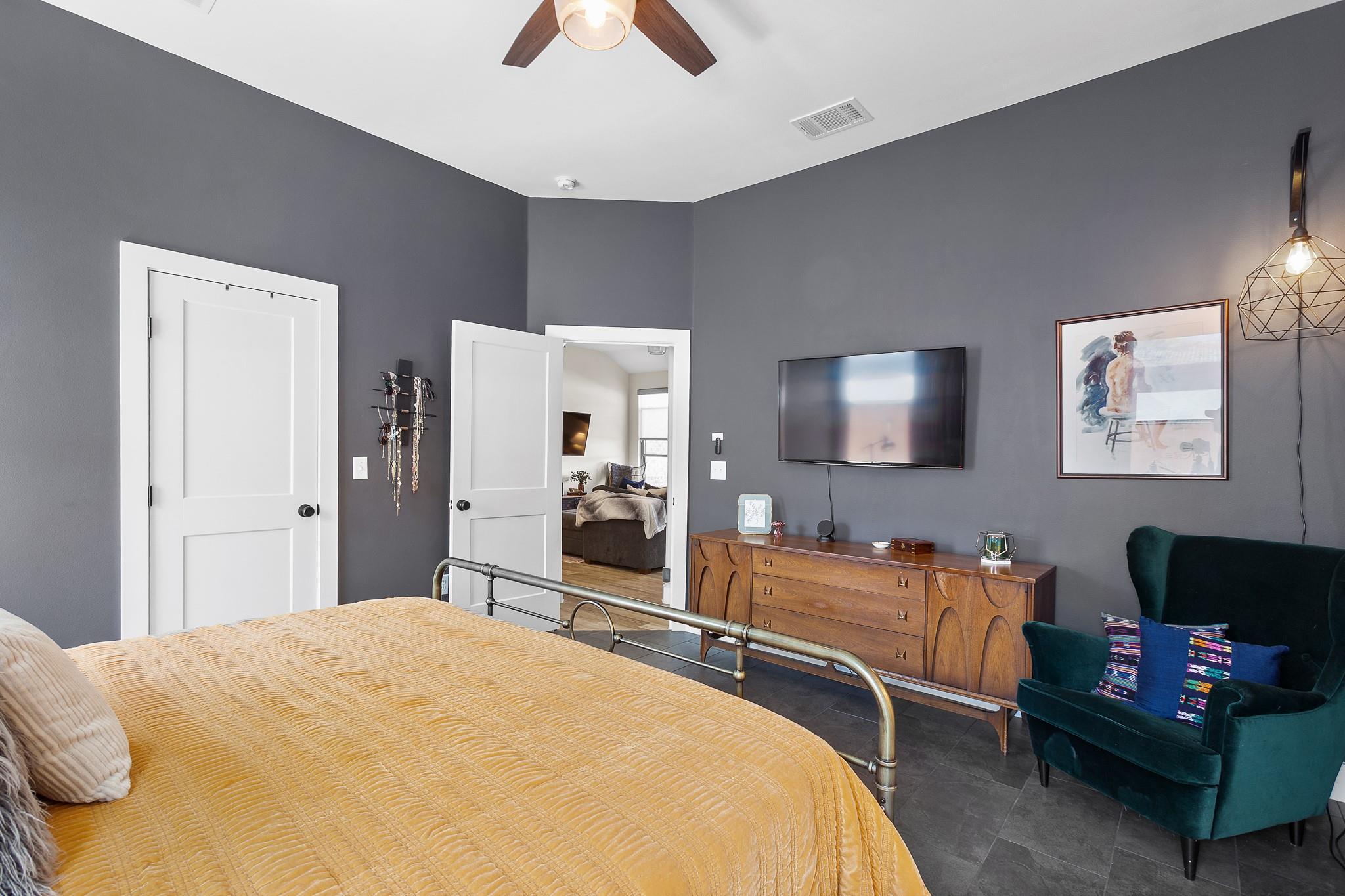 303 W Browning Street Manor TX 78653