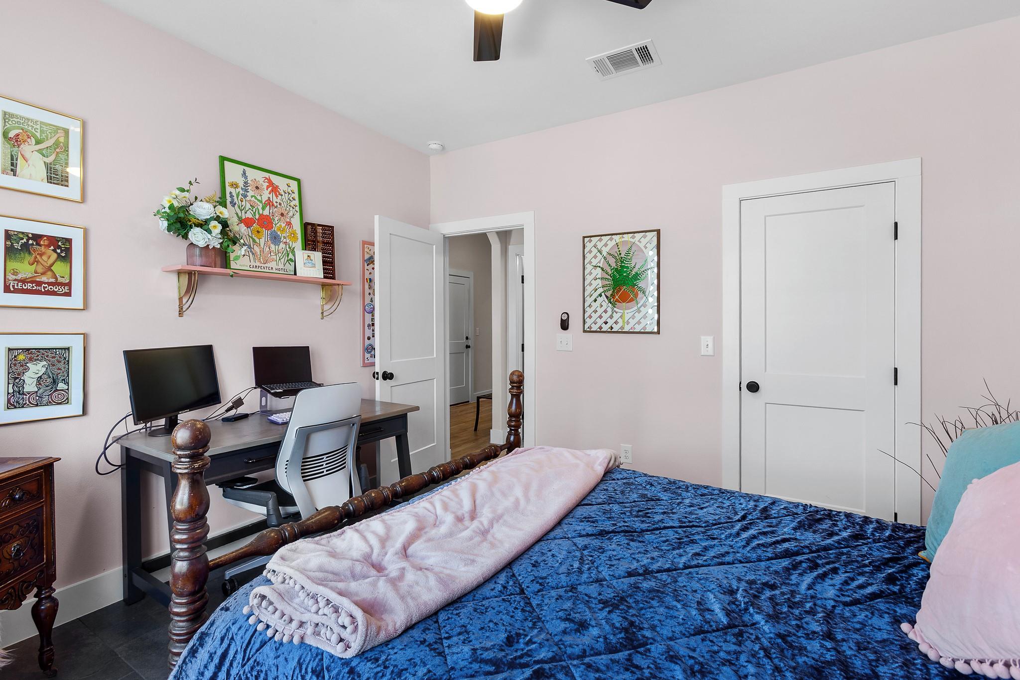 303 W Browning Street Manor TX 78653