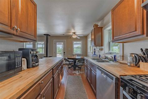 95 Loma Lane Fredericksburg TX 78624
