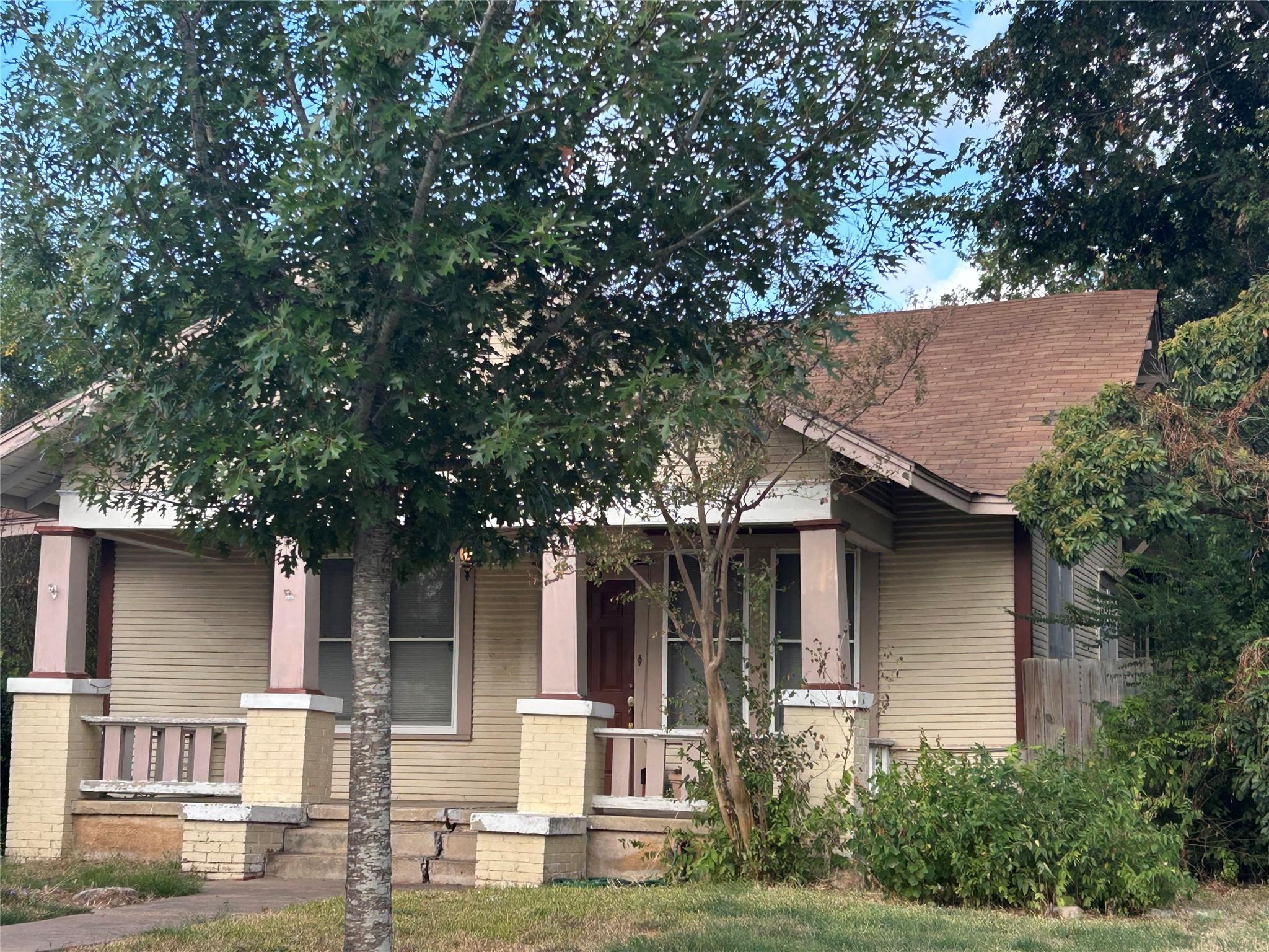 413 Fowzer Street Taylor TX 76574