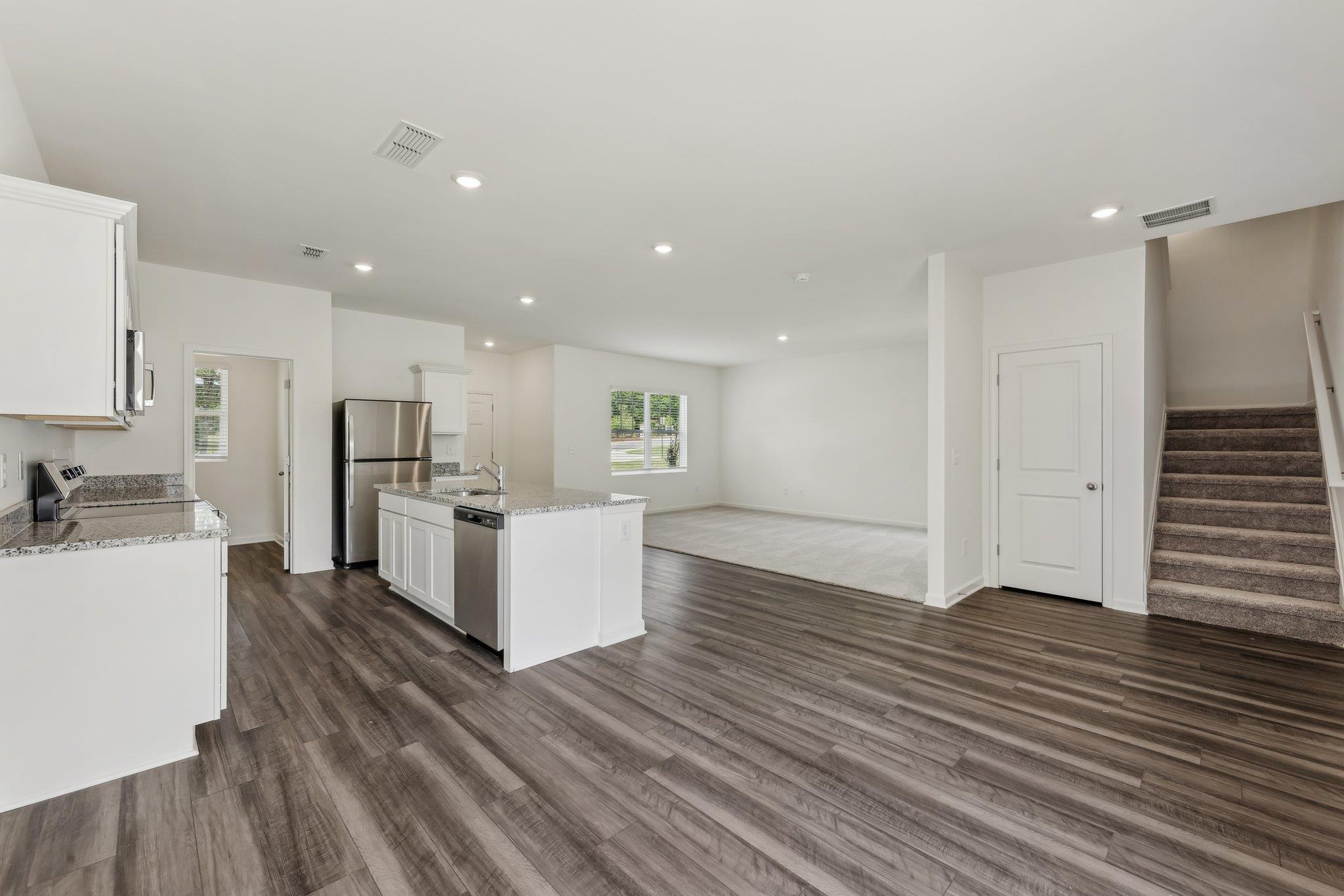112 Mullen Way Taylor TX 76574