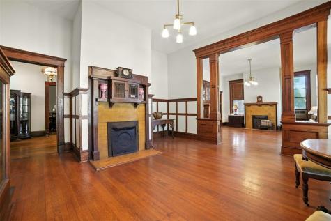 504 S Main Street Lockhart TX 78644