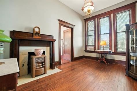 504 S Main Street Lockhart TX 78644
