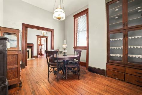 504 S Main Street Lockhart TX 78644
