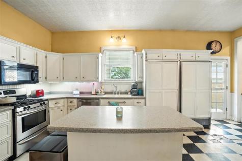 504 S Main Street Lockhart TX 78644