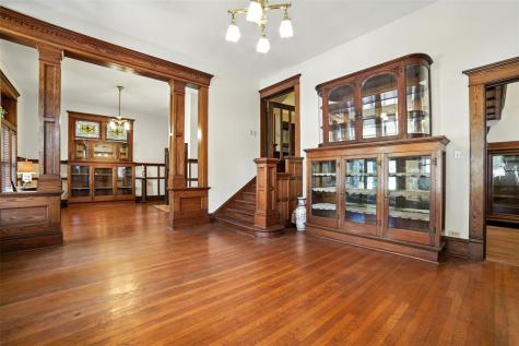 504 S Main Street Lockhart TX 78644