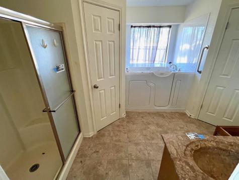 401 Highridge Cove Killeen TX 76543
