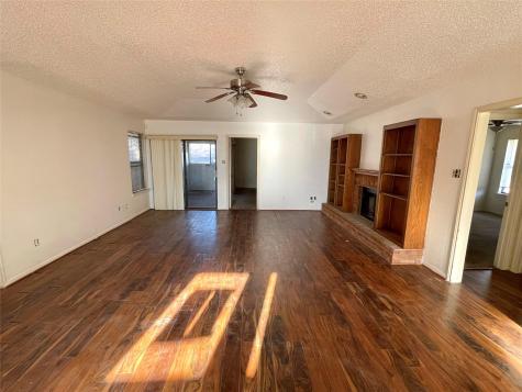 401 Highridge Cove Killeen TX 76543
