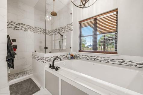115 Lakeside Cove Martindale TX 78655