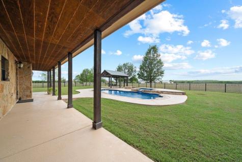 115 Lakeside Cove Martindale TX 78655
