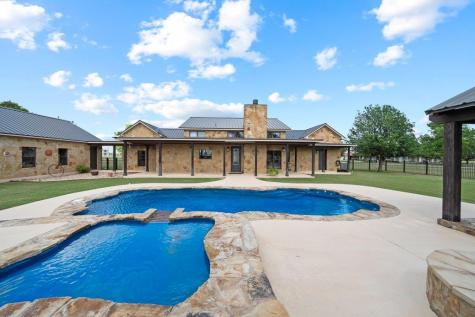 115 Lakeside Cove Martindale TX 78655