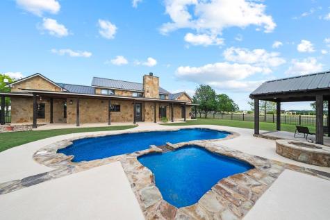 115 Lakeside Cove Martindale TX 78655