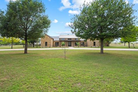 115 Lakeside Cove Martindale TX 78655
