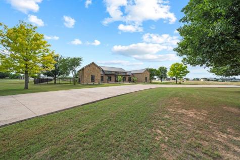 115 Lakeside Cove Martindale TX 78655