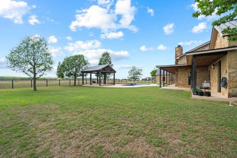 115 Lakeside Cove Martindale TX 78655