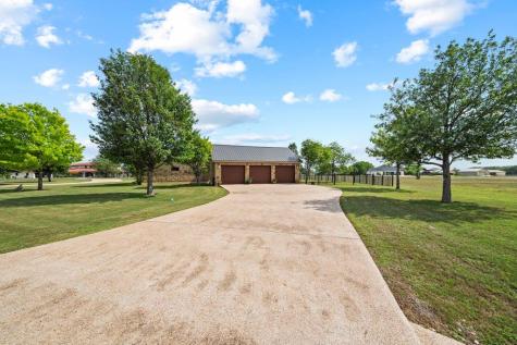 115 Lakeside Cove Martindale TX 78655
