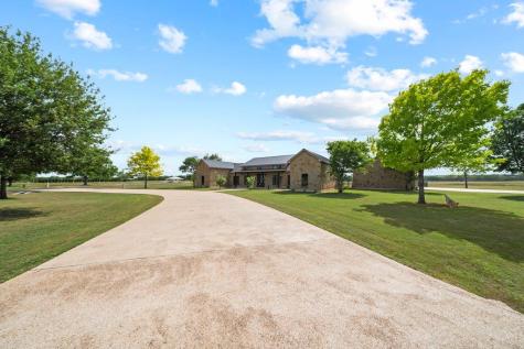 115 Lakeside Cove Martindale TX 78655