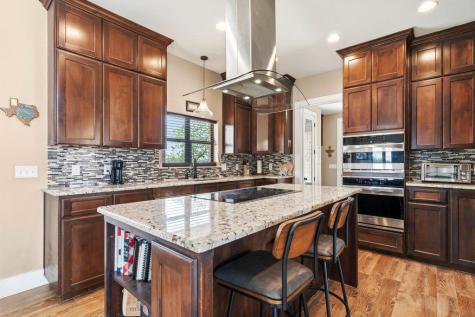 115 Lakeside Cove Martindale TX 78655