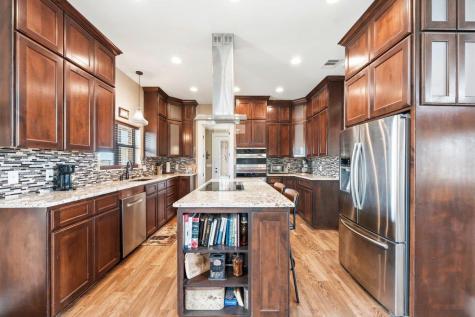 115 Lakeside Cove Martindale TX 78655