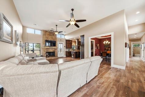 115 Lakeside Cove Martindale TX 78655