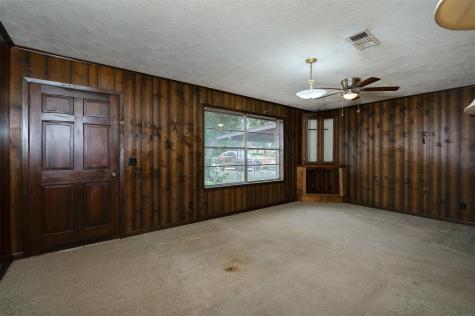 504 N Echols Street Caldwell TX 77836