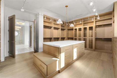 1104 Marly Way Austin TX 78733