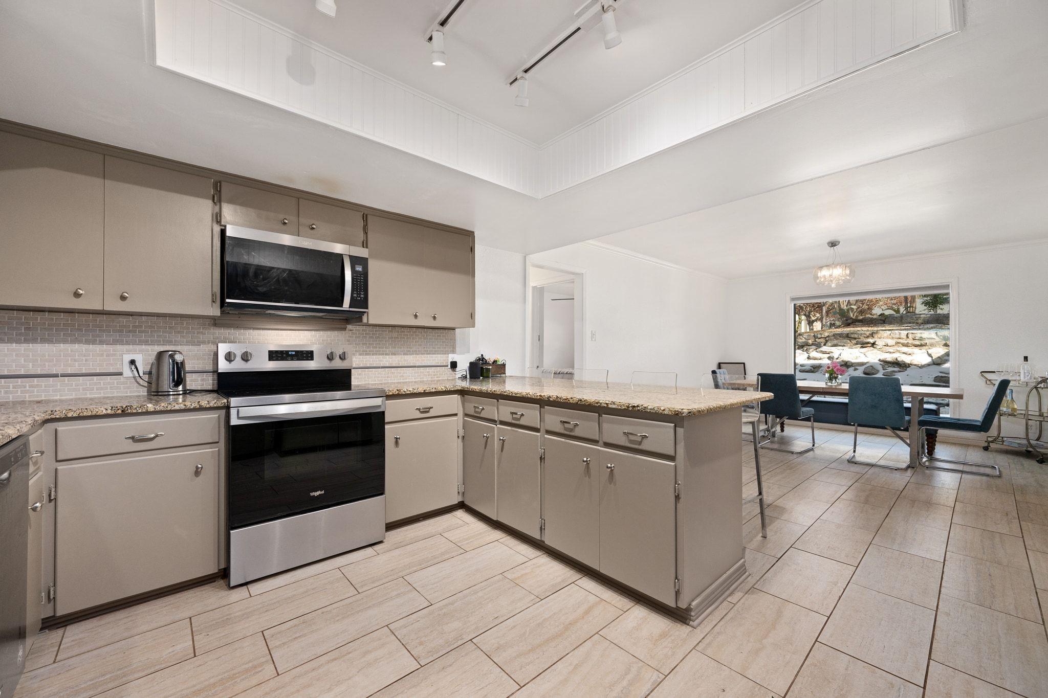 6203 Olympic Overlook Drive Austin TX 78746