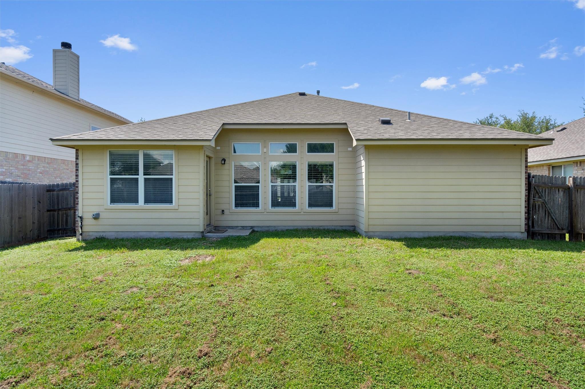 1049 Regency Lane Round Rock TX 78665