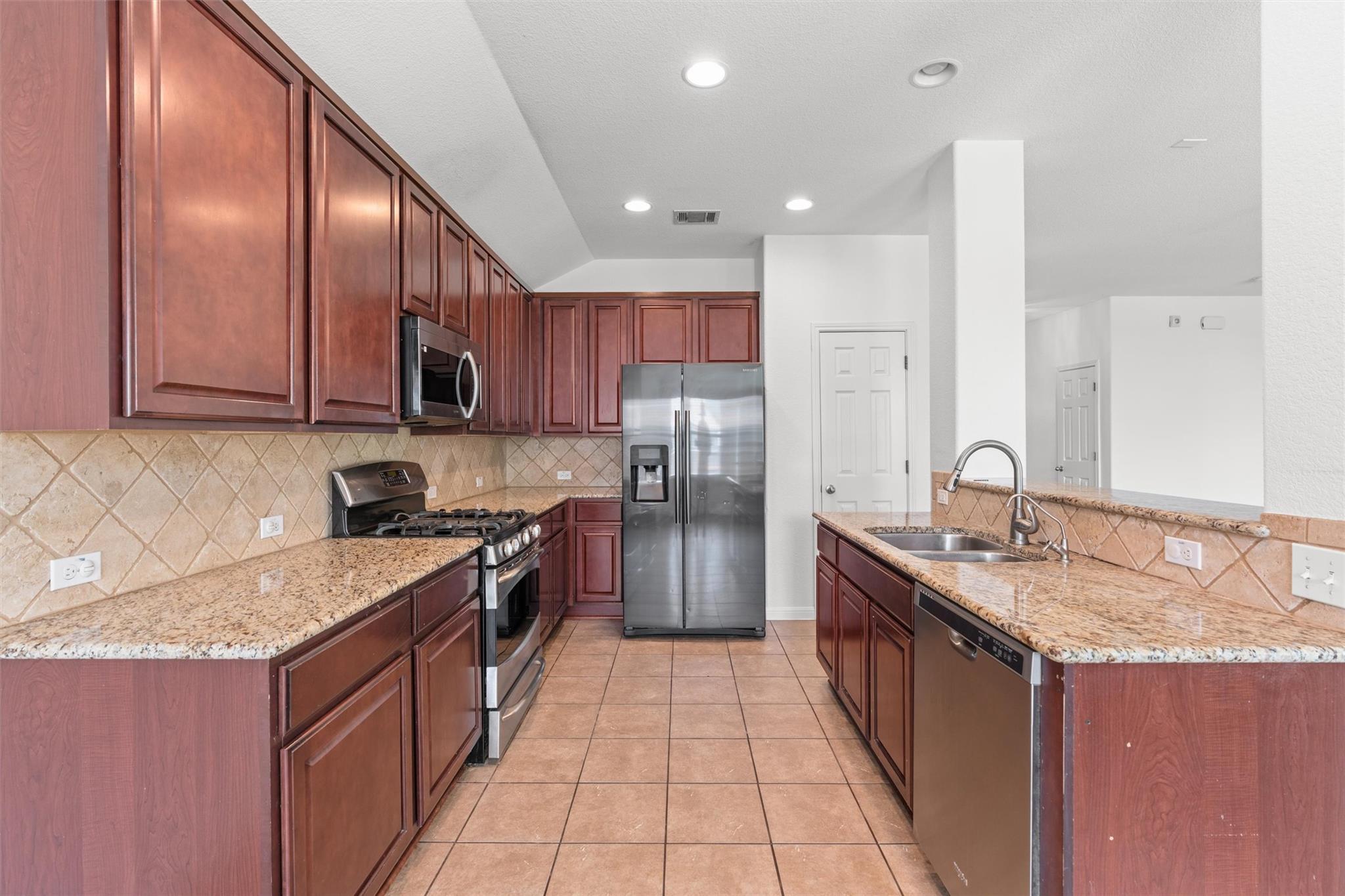 1049 Regency Lane Round Rock TX 78665