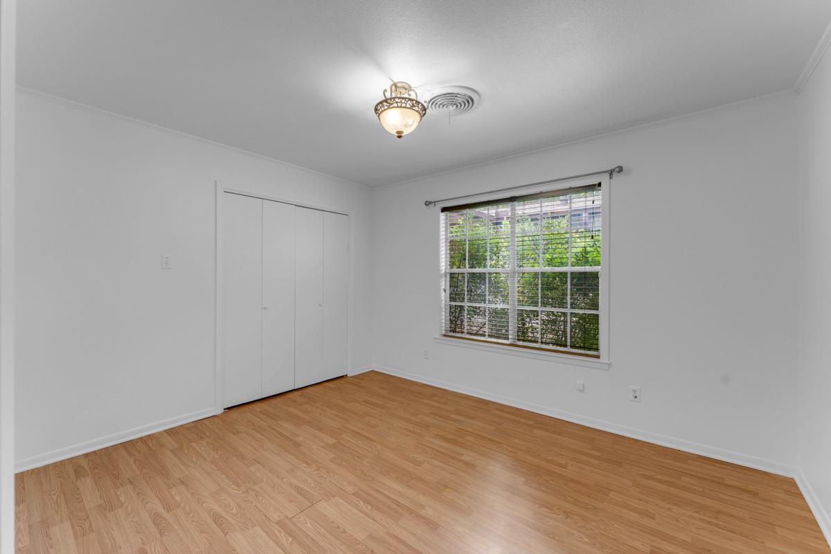 1011 N Vanderveer Street Burnet TX 78611