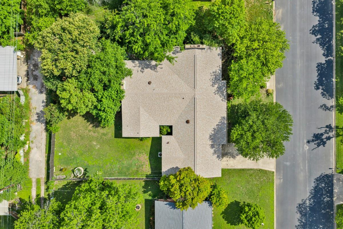 1011 N Vanderveer Street Burnet TX 78611