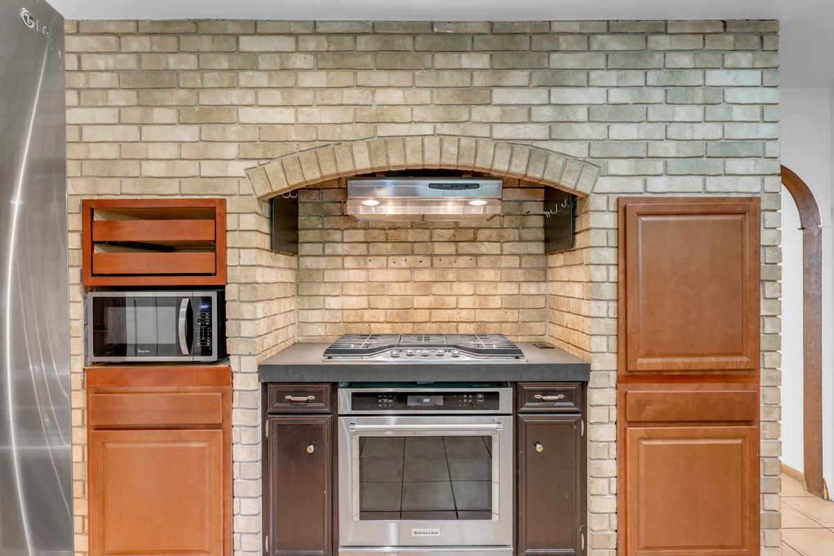 1011 N Vanderveer Street Burnet TX 78611